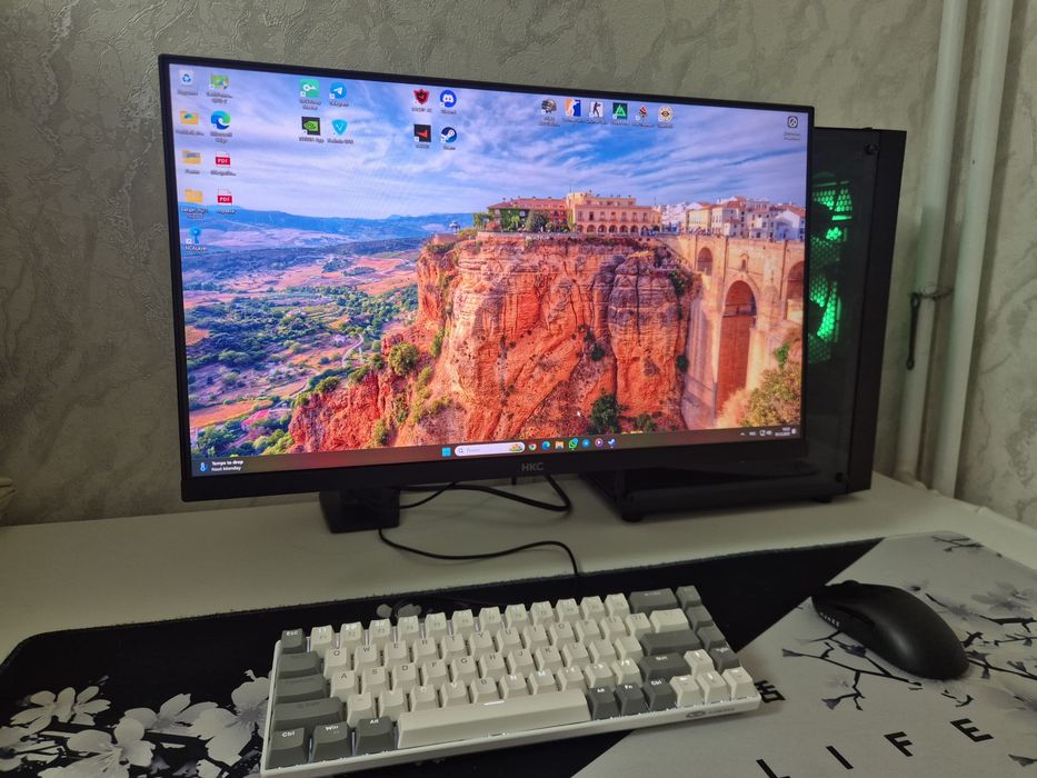 Продам игравой компьютер в комплекте