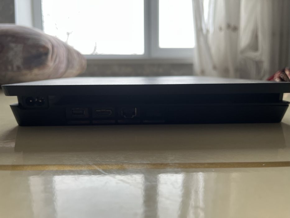 PlayStation4 Slim