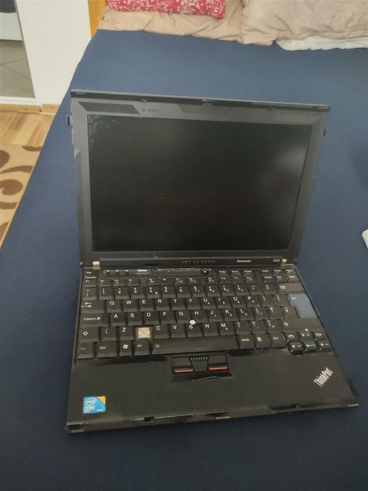 Vând laptop levono x201