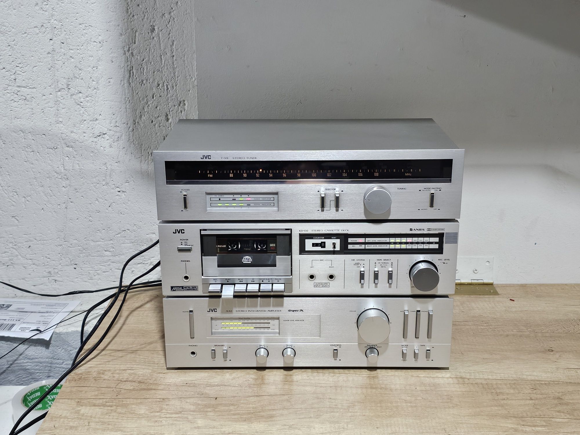 sistem audio JVC, amplificator ax-1, tuner tx-1L,deck KD-D2,vintage