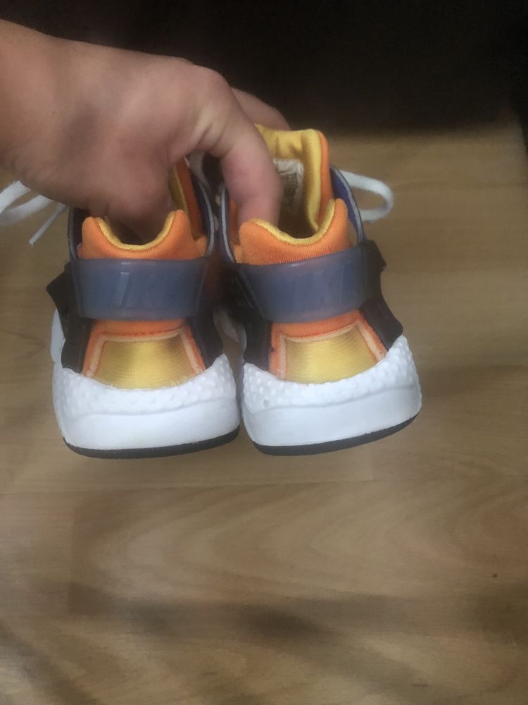Детски обувки nike huarache