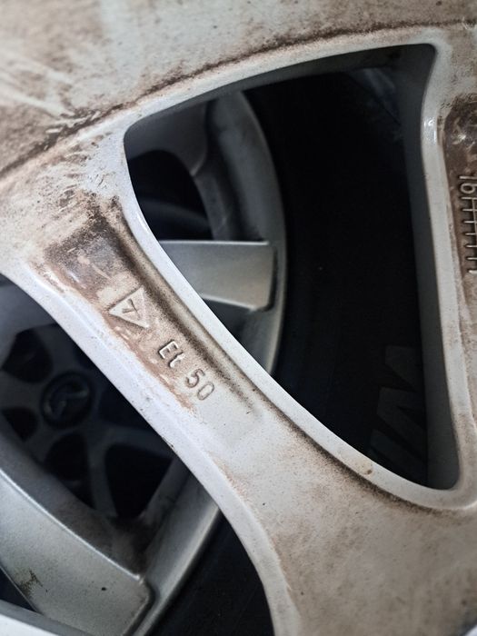 Set 4 anvelope iarnă cu jante Aliaj R17 Mazda