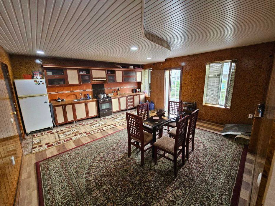 Продаётся 3х комн квартира на 1 этаже Ор-р 5 микрорайон Жомий