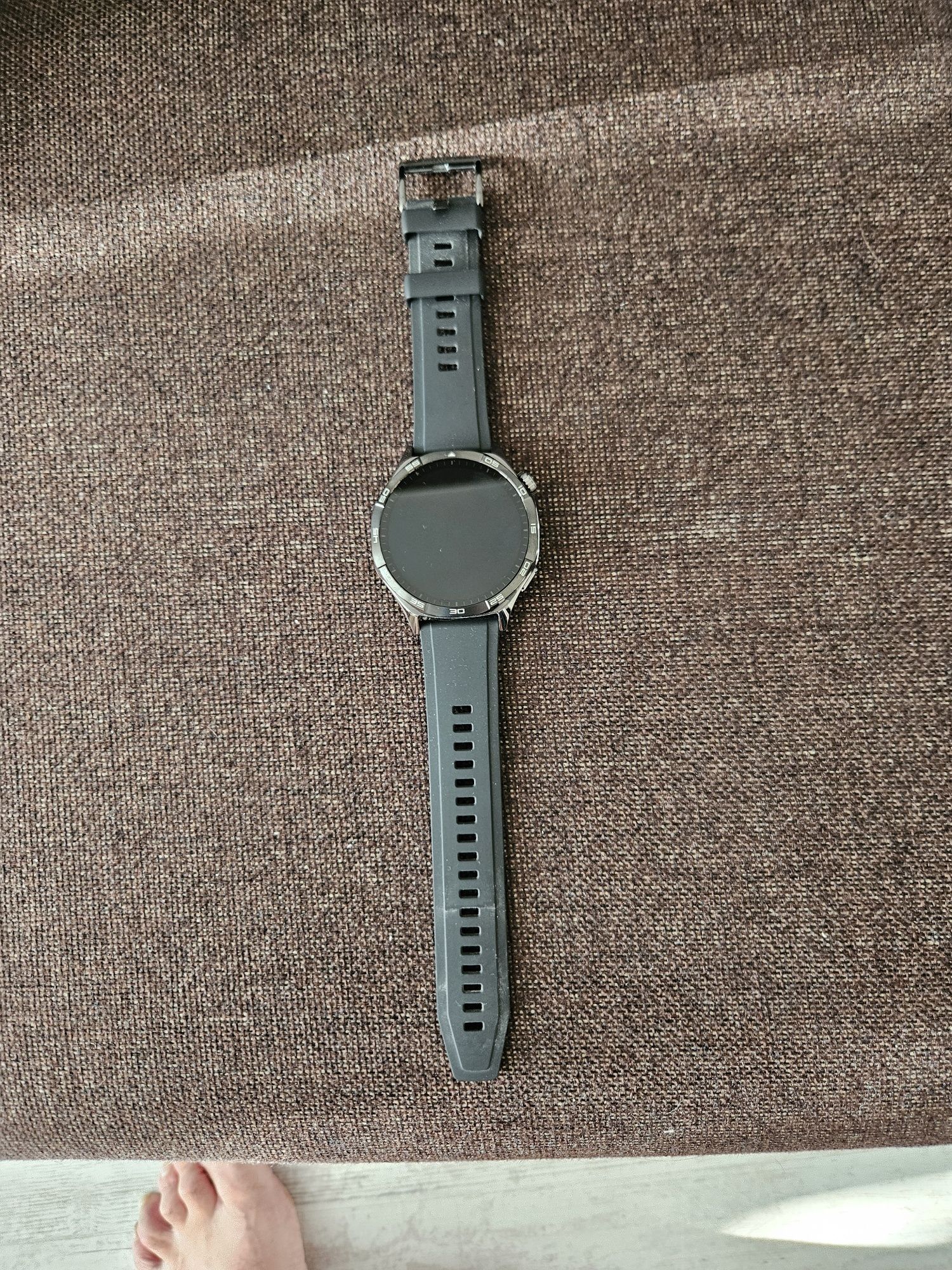 Продавам Huawei gt5