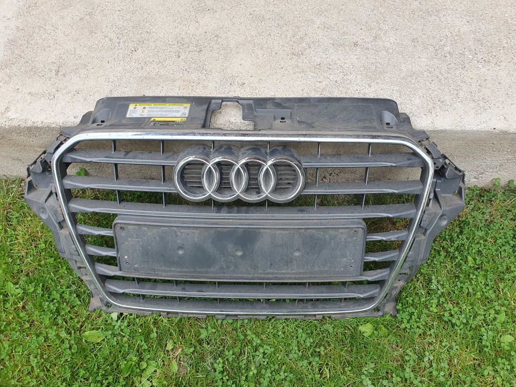 Решетка за audi s3 8v