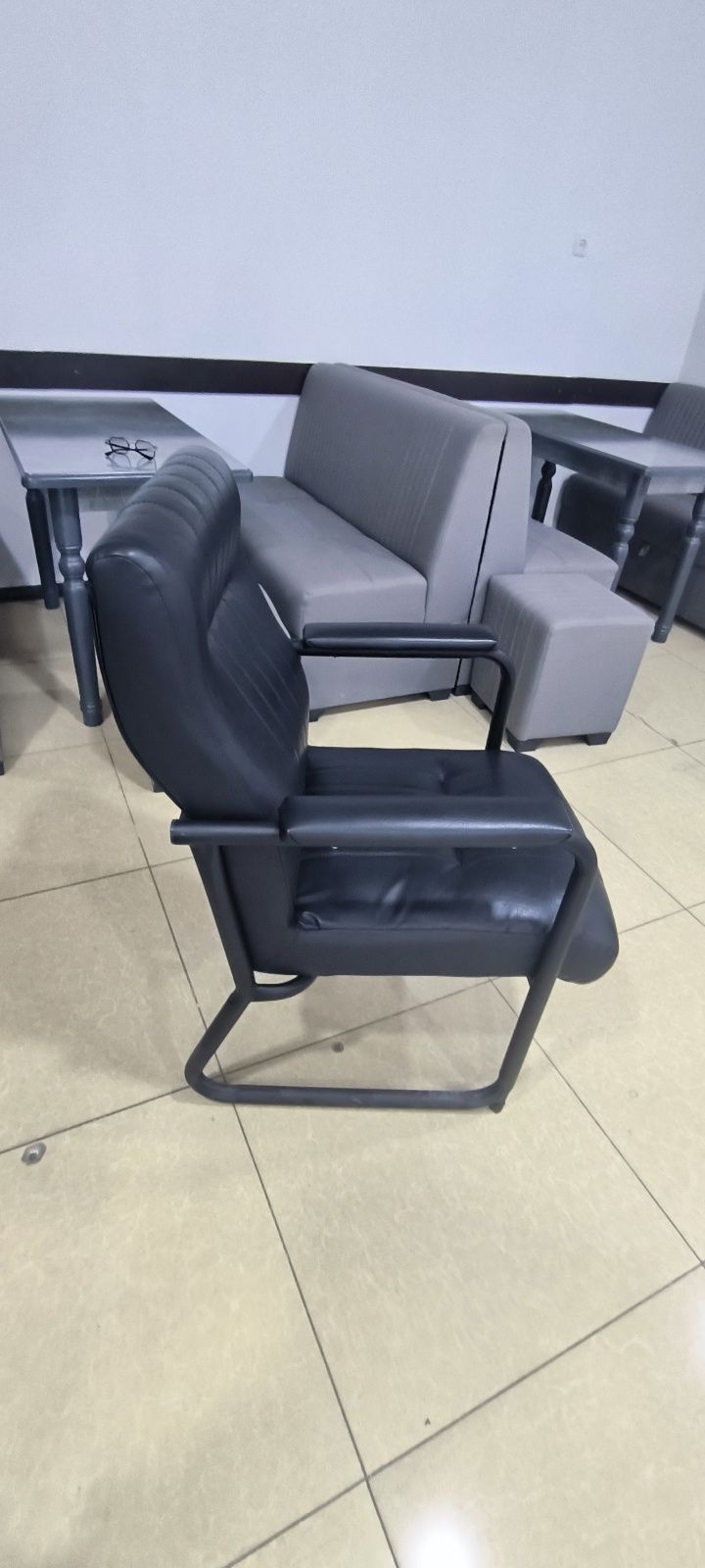 Стол офисный ofis uchun stol