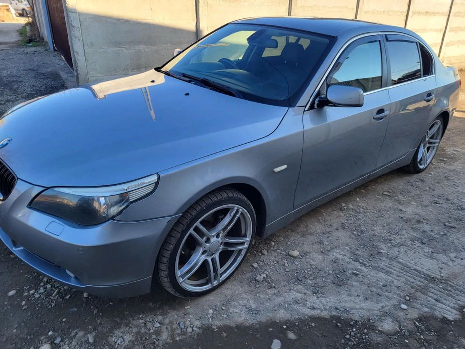 Bara fata/Capota/Aripi/Faruri /Trager BMW E60 520 D M47 163 CP AN 2006