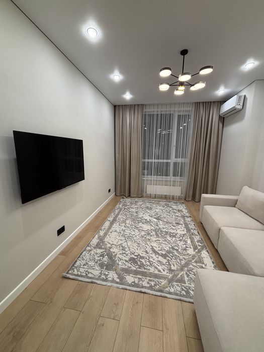 Сдам новую 2 ком. квартиру