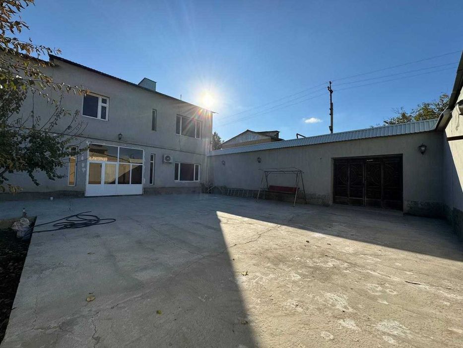 Tayyor 6 sotiqli hovli sotiladi