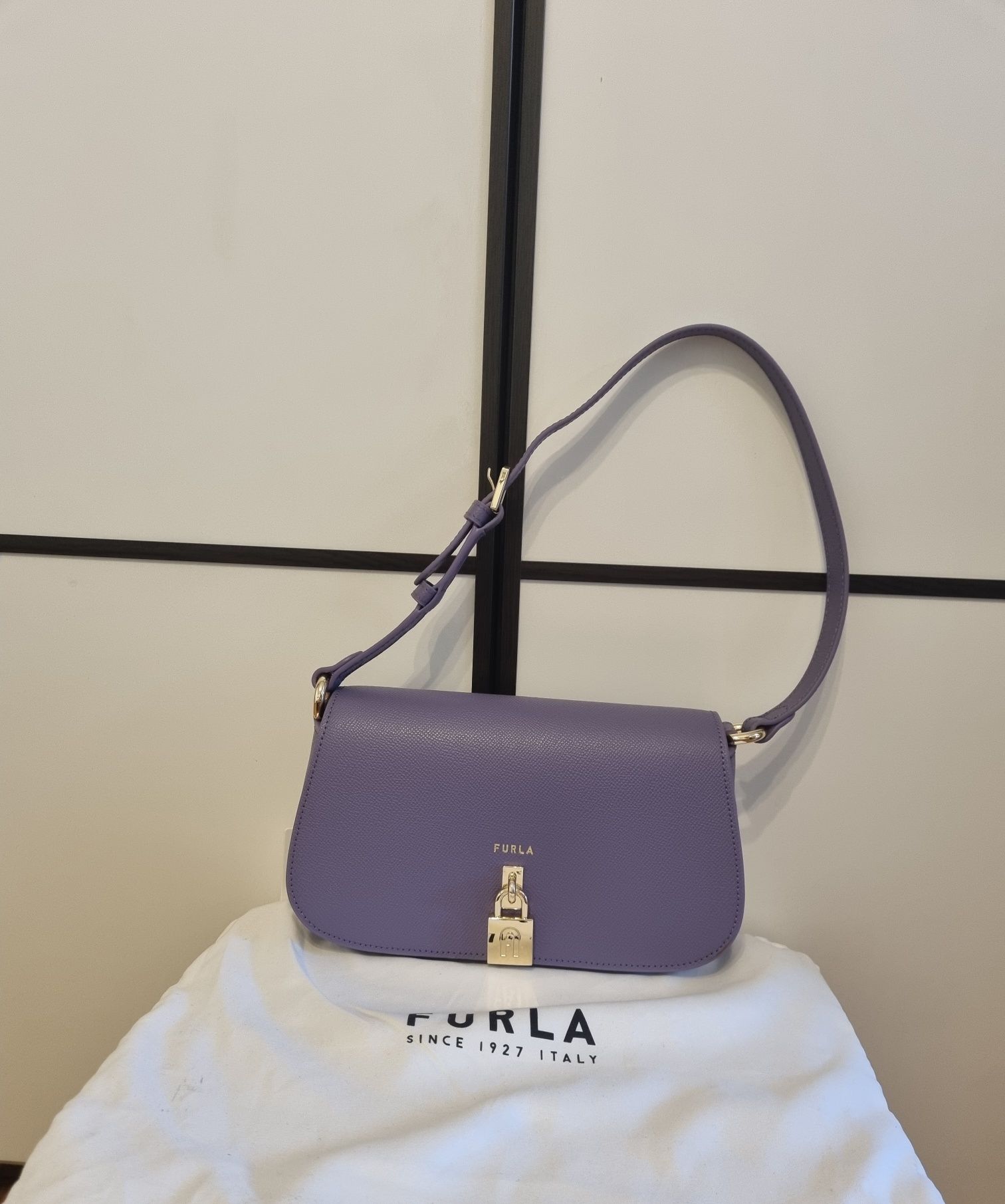 Оригинална Furla Artemis