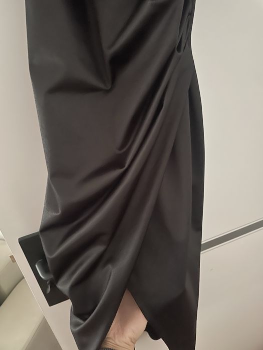 Rochie eleganta, pe umar