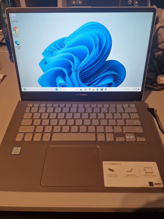Laptop Asus Vivobook S14