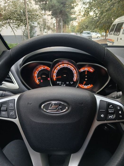 Lada Vesta se cross