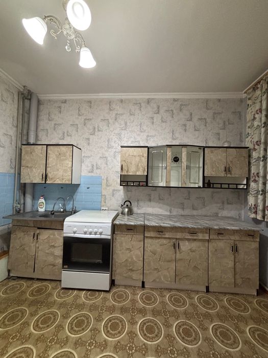 Продам встроенную кухню