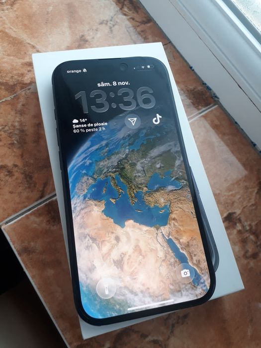 Iphone 16 black 128 gb