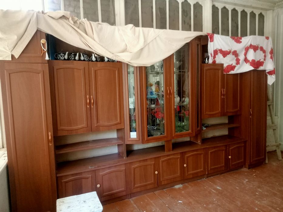 Стенка сотилади яхши холатда