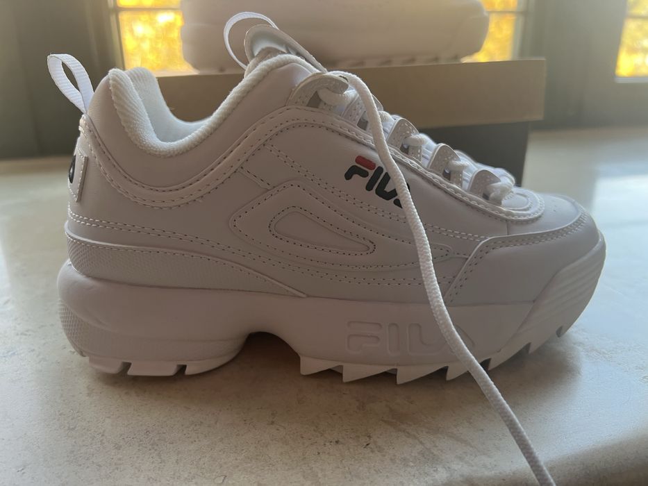 Нови FILA Disruptor 37 дамски маратонки/кецове