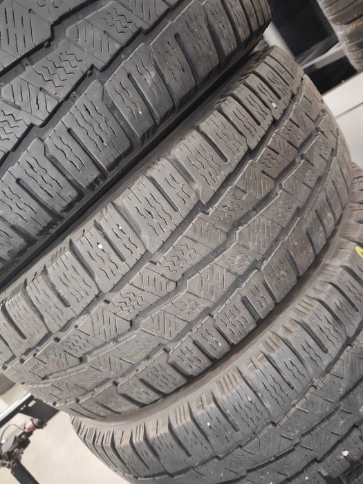 4бр.зимни гуми 215/65/16C Michelin