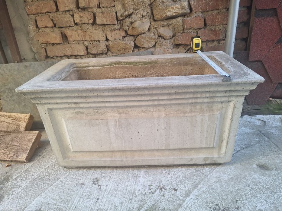 Бетонна кашпа/саксия/