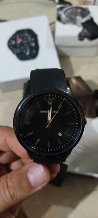 Модные часы Armani