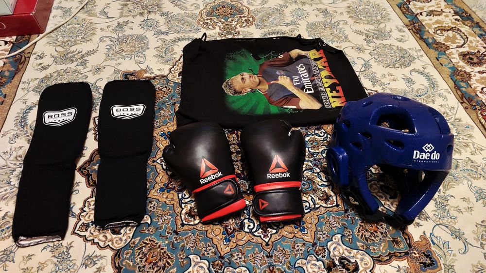 Карате комплект сотилади