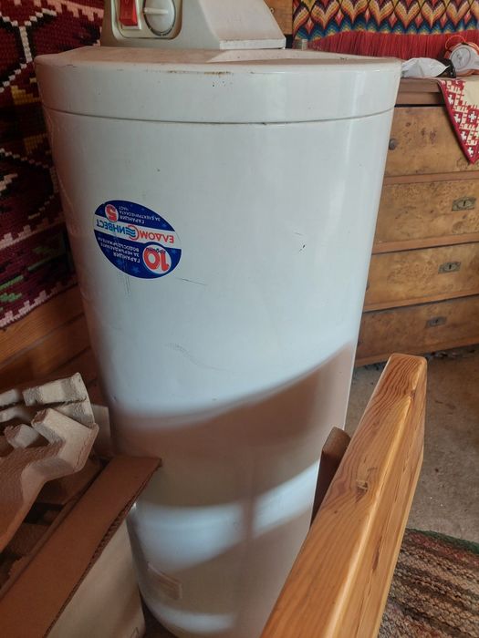 Продавам бойлер Елдом почти нов