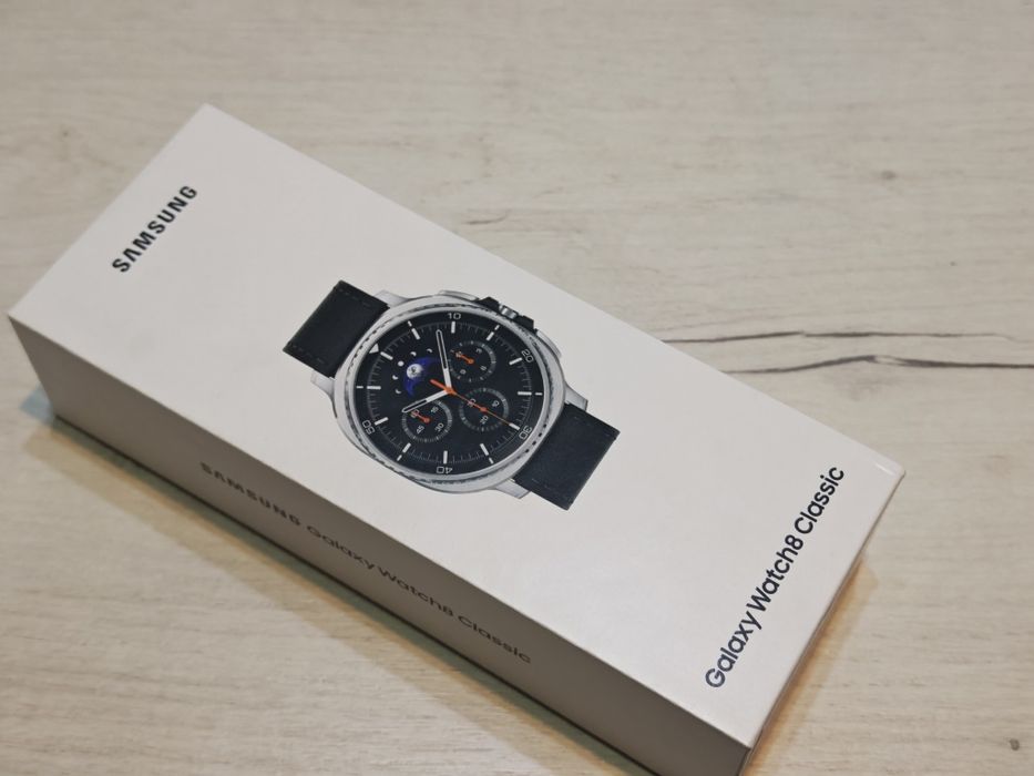 Чисто нов Samsung Galaxy Watch 8 Classic 46mm LTE Гаранция
