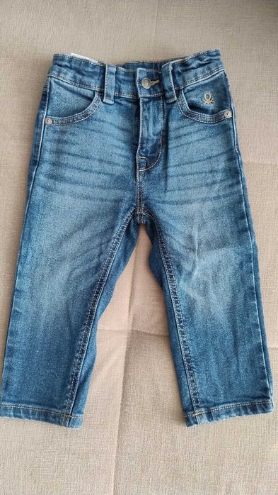 Детски дънки, жилетка и панталон размер 86