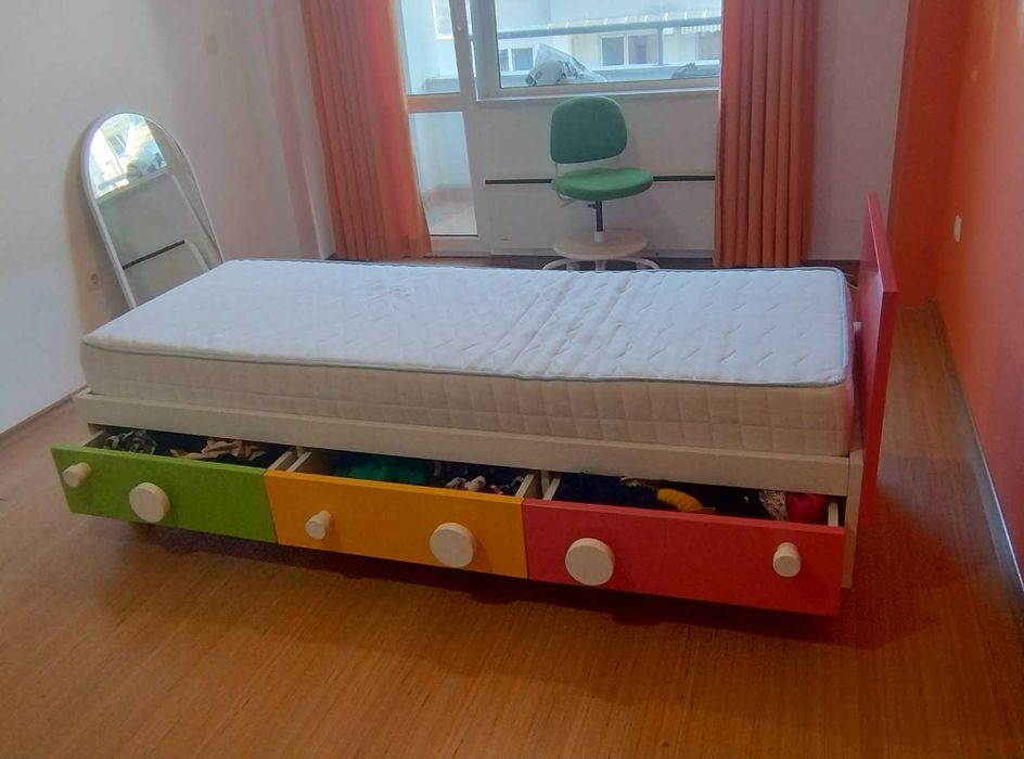 Детско легло с 3 чекмеджета, матрак и протектор