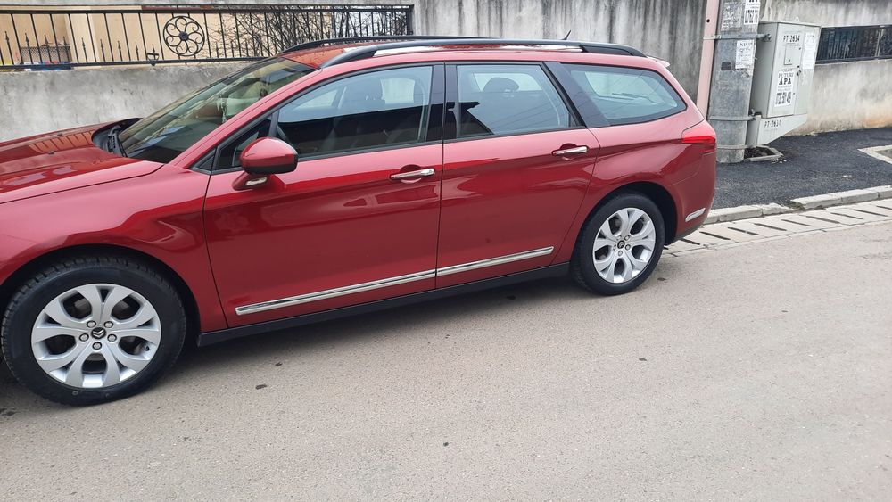 Vând Citroen C 5