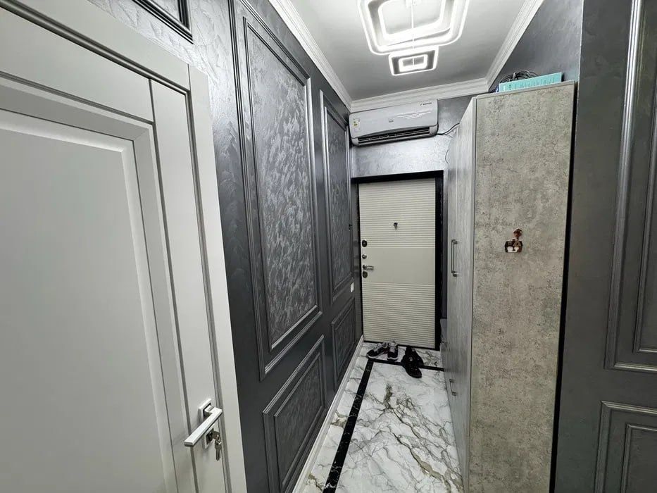 Хонадон сотилади! Сергели 1, 2 хонали, 5-кават. Евроремонт