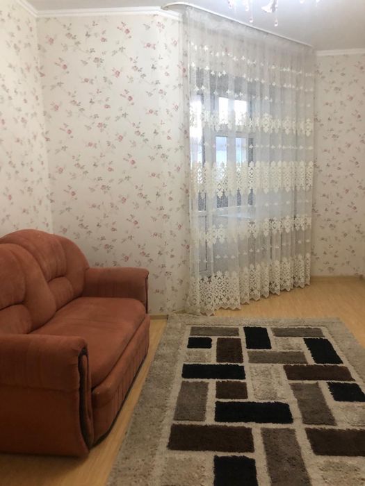 отдам даром диван