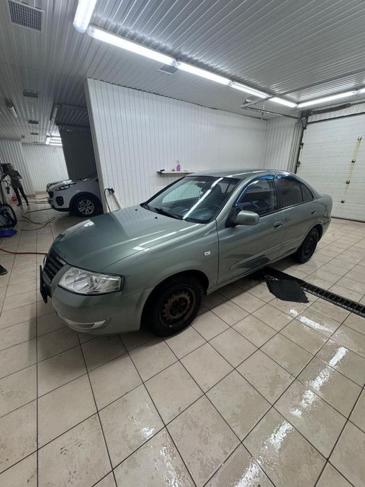 Продам машину Nissan Almera