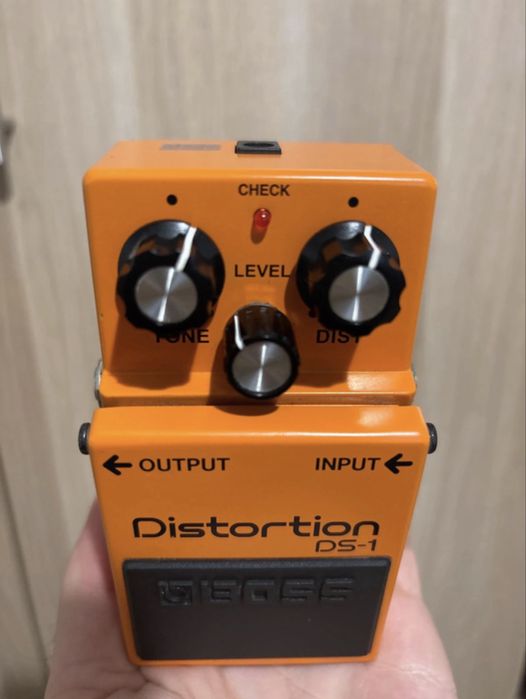 Pedala chitara BOSS DS-1 Distortion