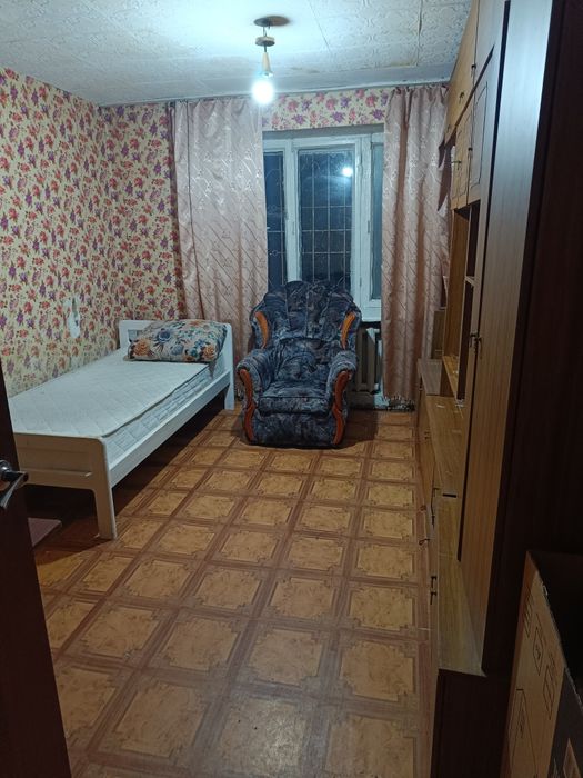 Сдам комнату в общежитии в районе Медколледжа