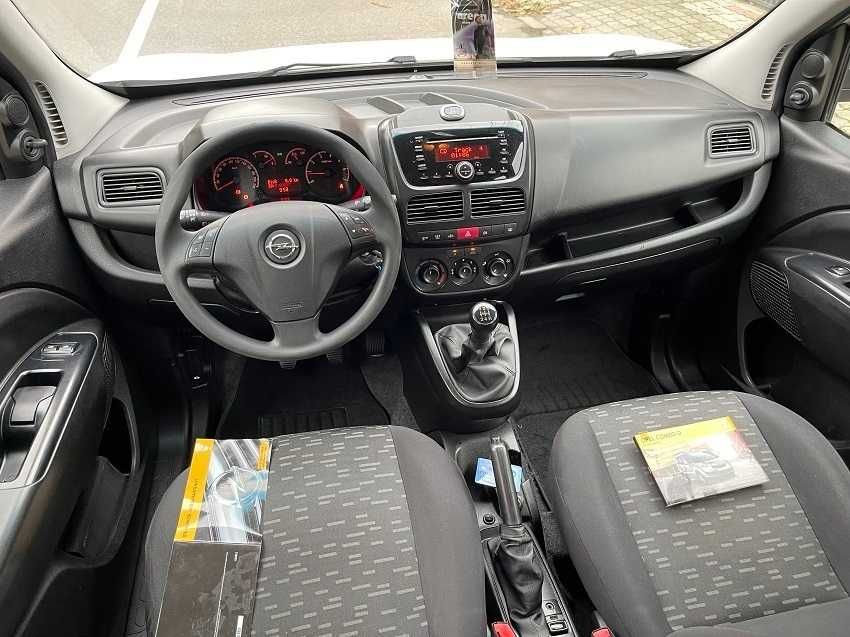 OPEL COMBO-2014-1.3 cdti-FACE LIFT-5 LOCURI-218 350 km reali