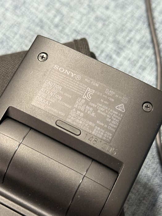 Вспышка SONY новая