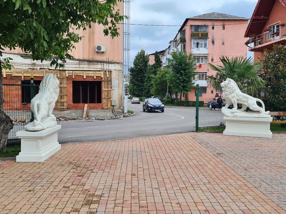Leu mare din beton,leu din beton,set statuete lei din beton