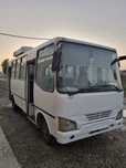 Isuzu avtobus sotiladi