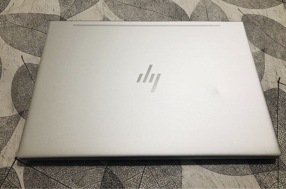 Laptop HP ENVY i7 8th Gen