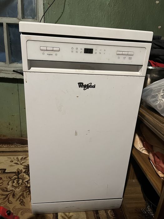 Продам посудамоечную машину