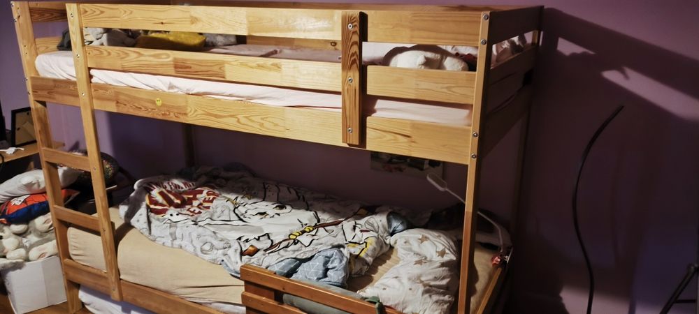 Vand Pat etajat (IKEA)