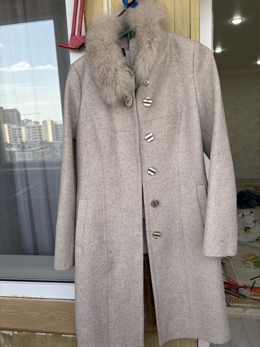 Продается пальто