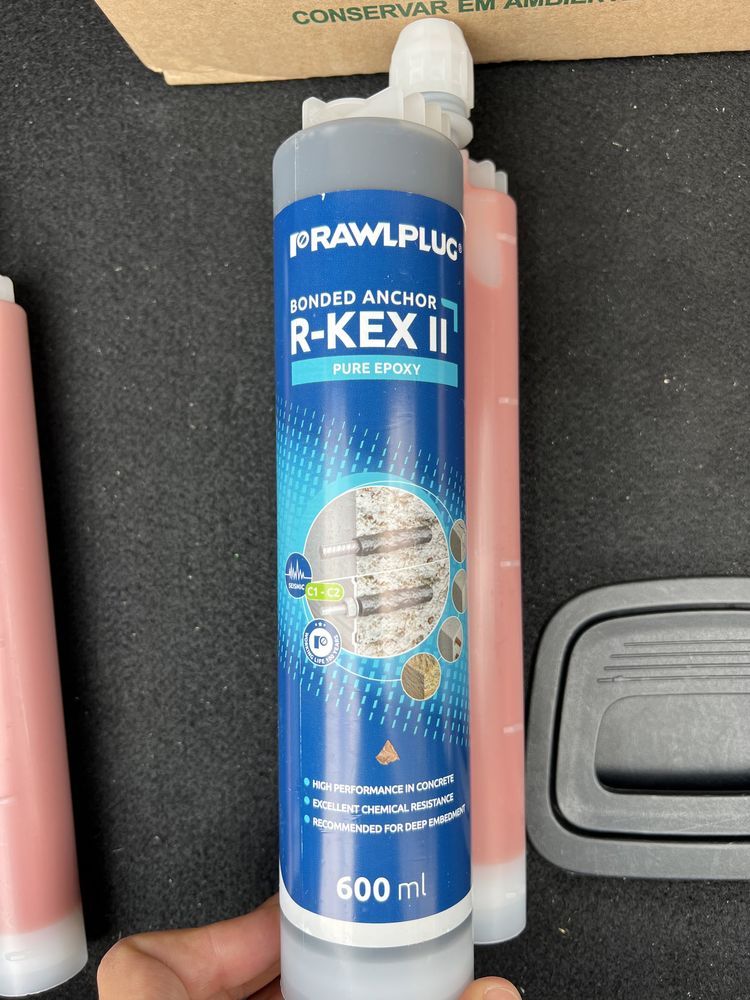 Ancora EPOXIDICA/Chimica - RAWLPLUG R-Kex II 600ml