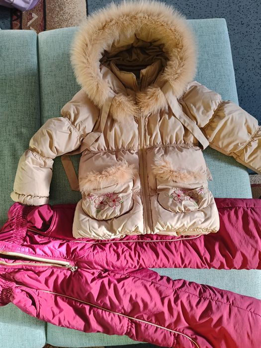 Продам  куртку и зимний костюм на 6-7 лет.