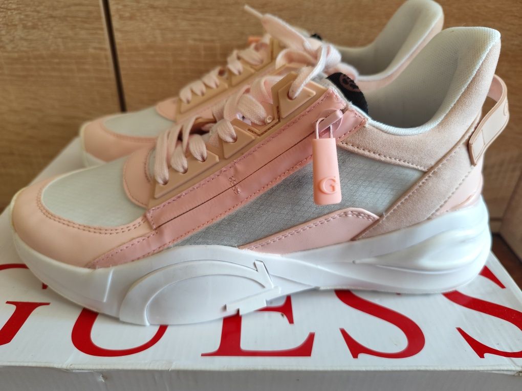 Сникърси Guess 40 номер