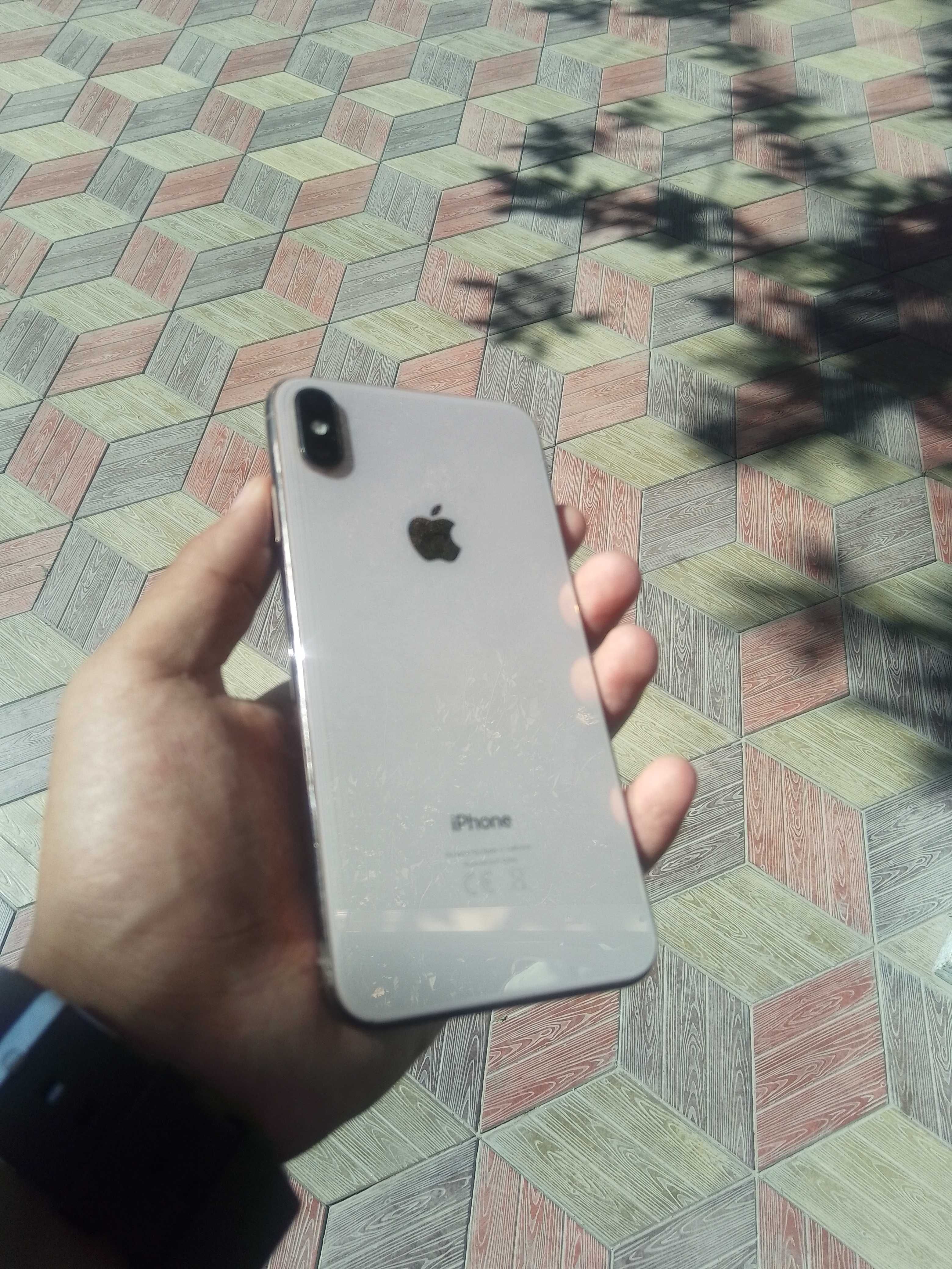 Iphone xs max 256