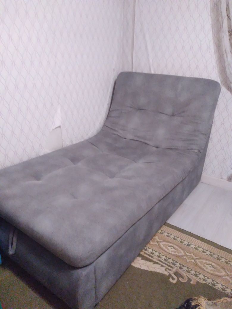 Мини диван (лежак)