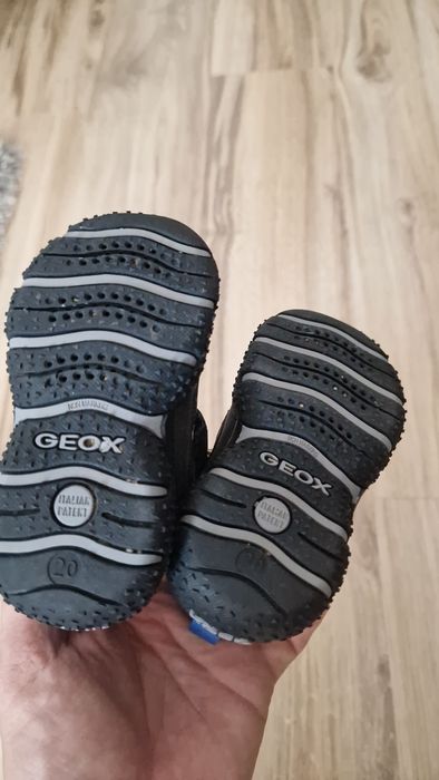 Ghetuțe bebe Geox