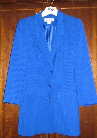 Эффектный пиджак женский 44-46 размер